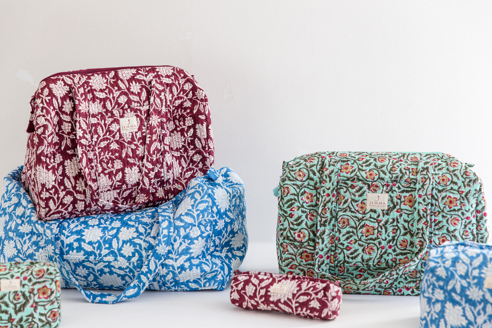 תיקים ותיקי רחצה