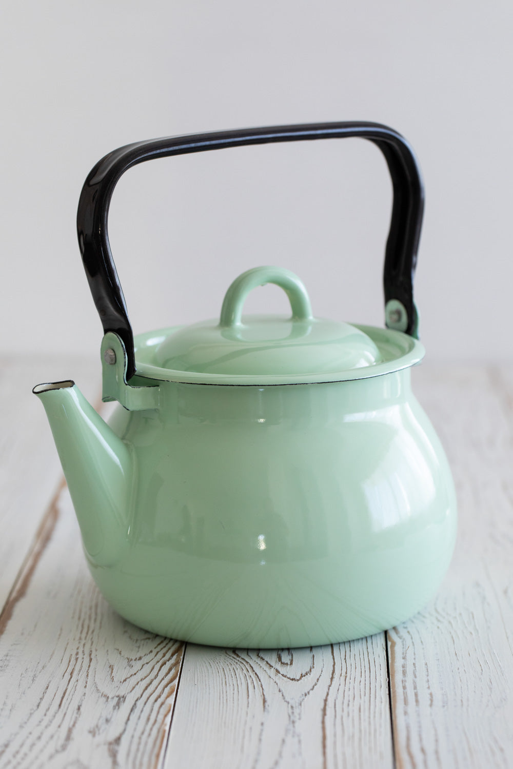 קומקום אמייל מנטה 2.5 ליטר