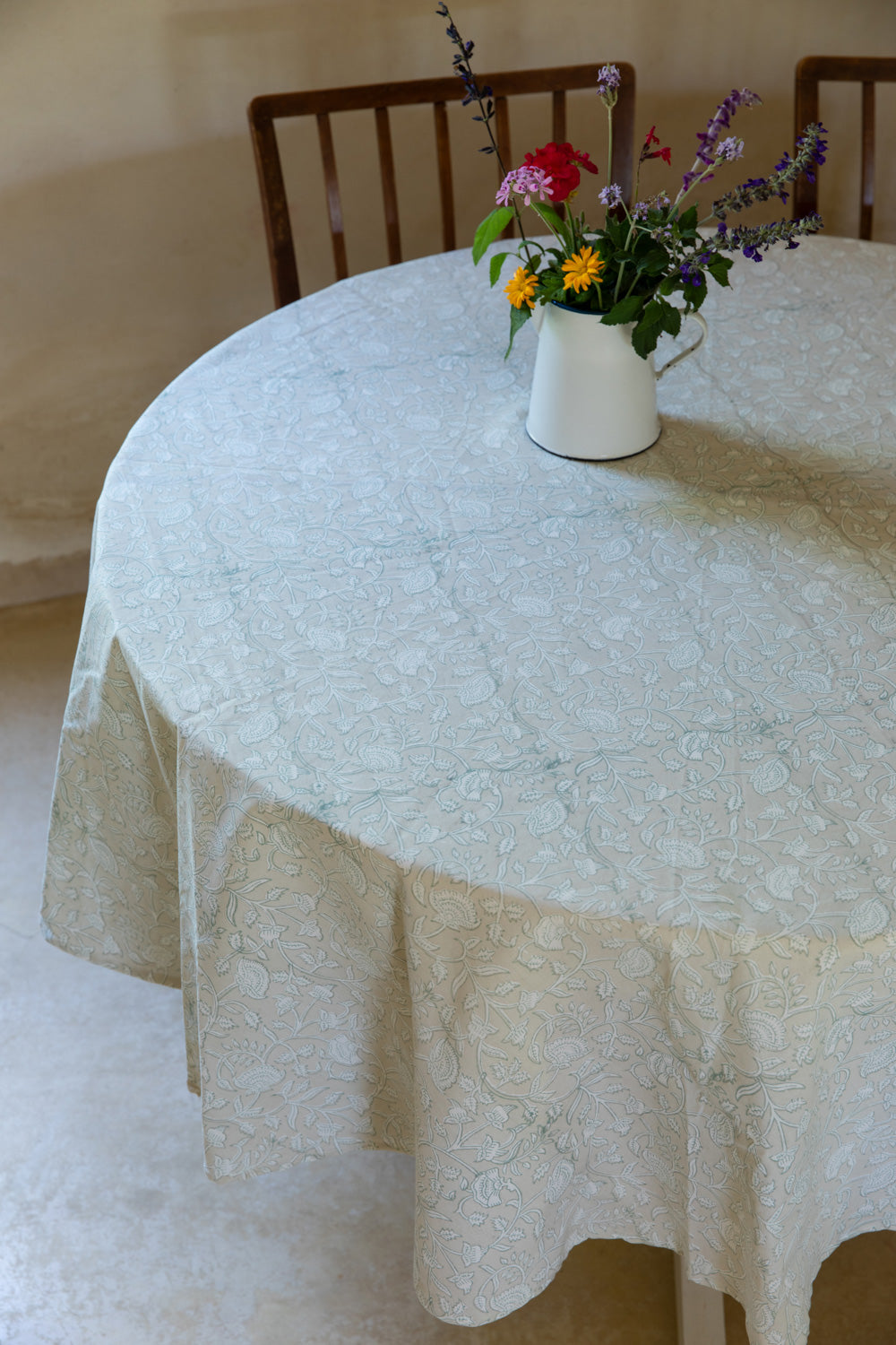 מפת "שקד" אפורה עגולה