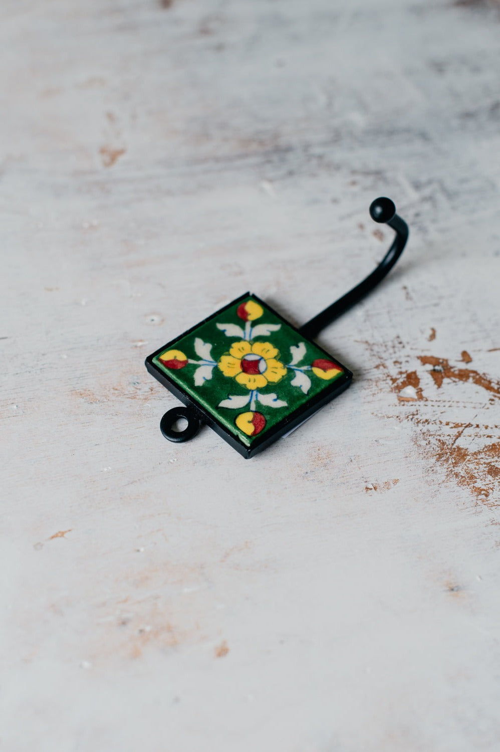 מתלה קרמיקה כרכום