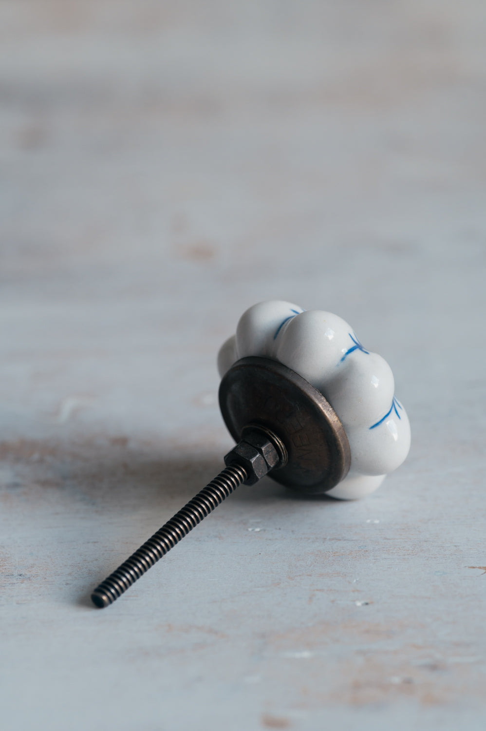 ידית קרמיקה פרח כחול