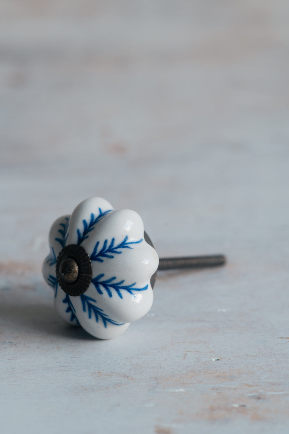 ידית קרמיקה פרח כחול