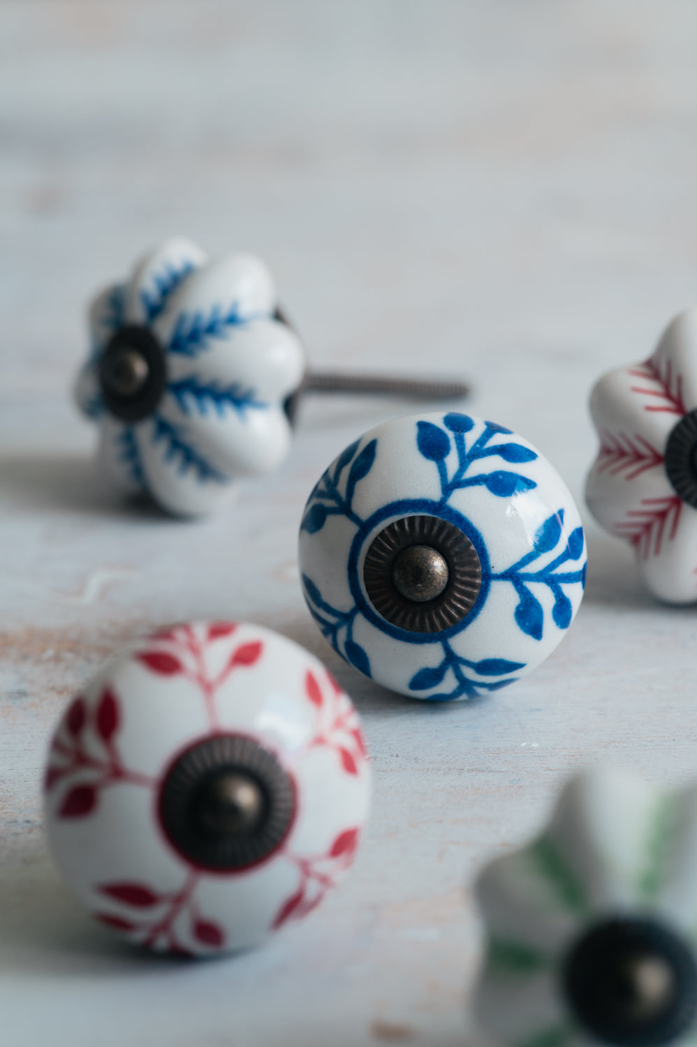 ידית קרמיקה עלה כחול