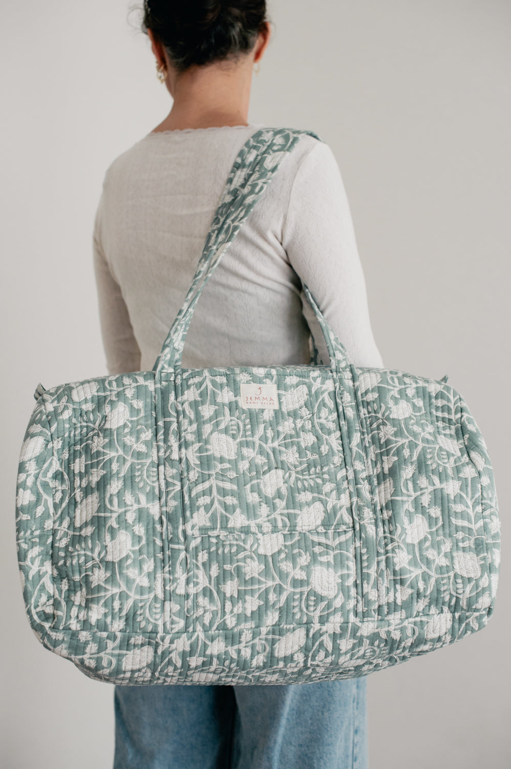 תיק נסיעות L "שקד"