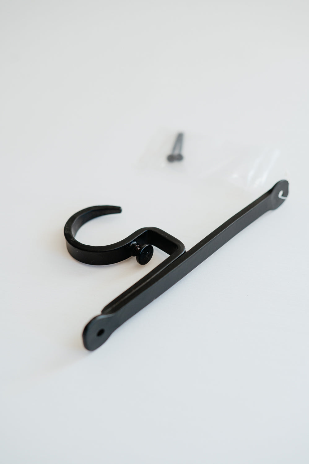 מתלה למוט וילון "אינדי"