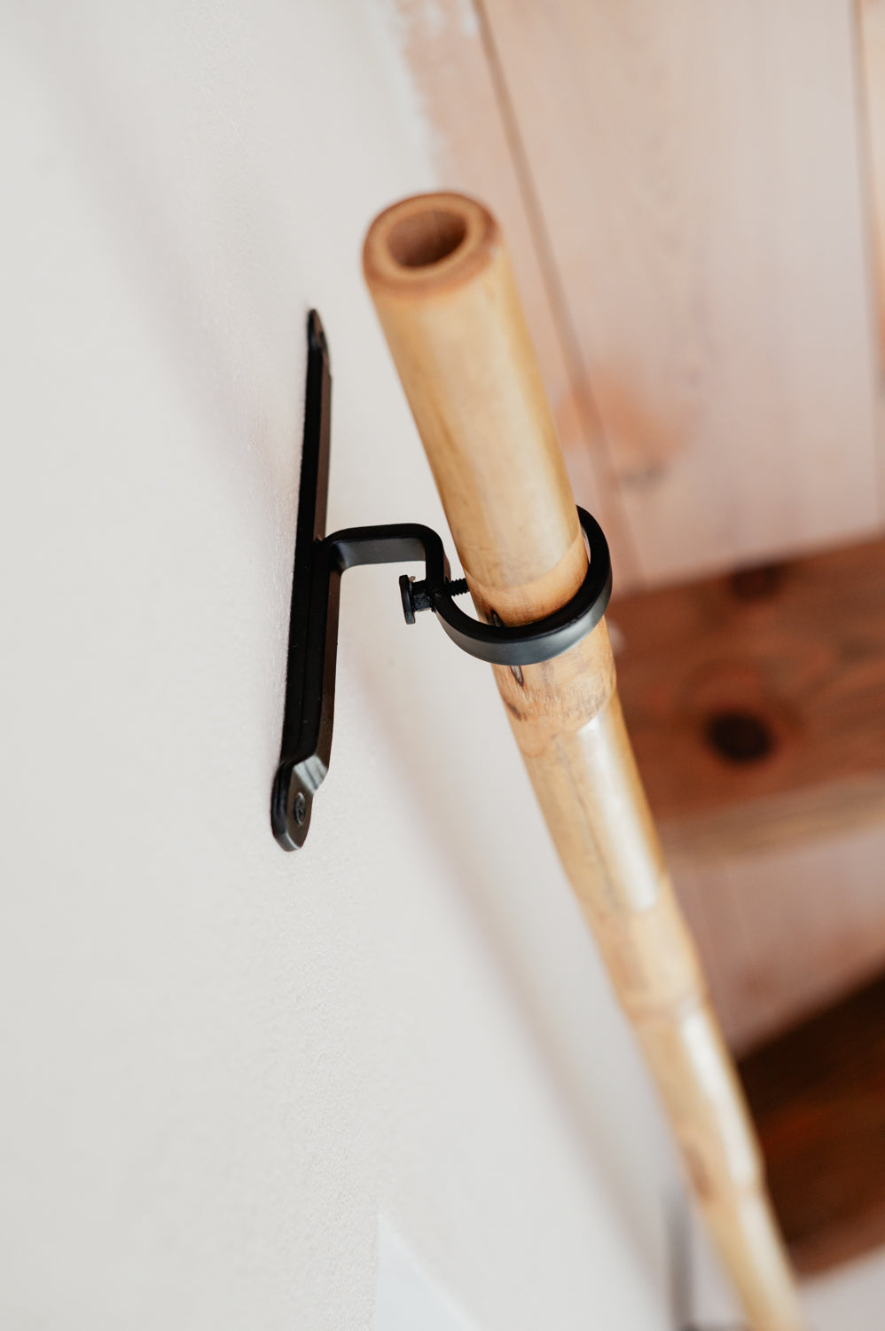 מתלה למוט וילון "אינדי"