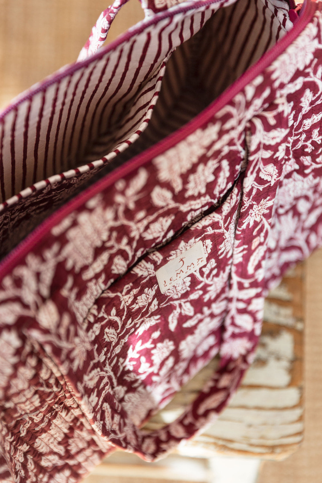 תיק נסיעות M "נופר" בורדו