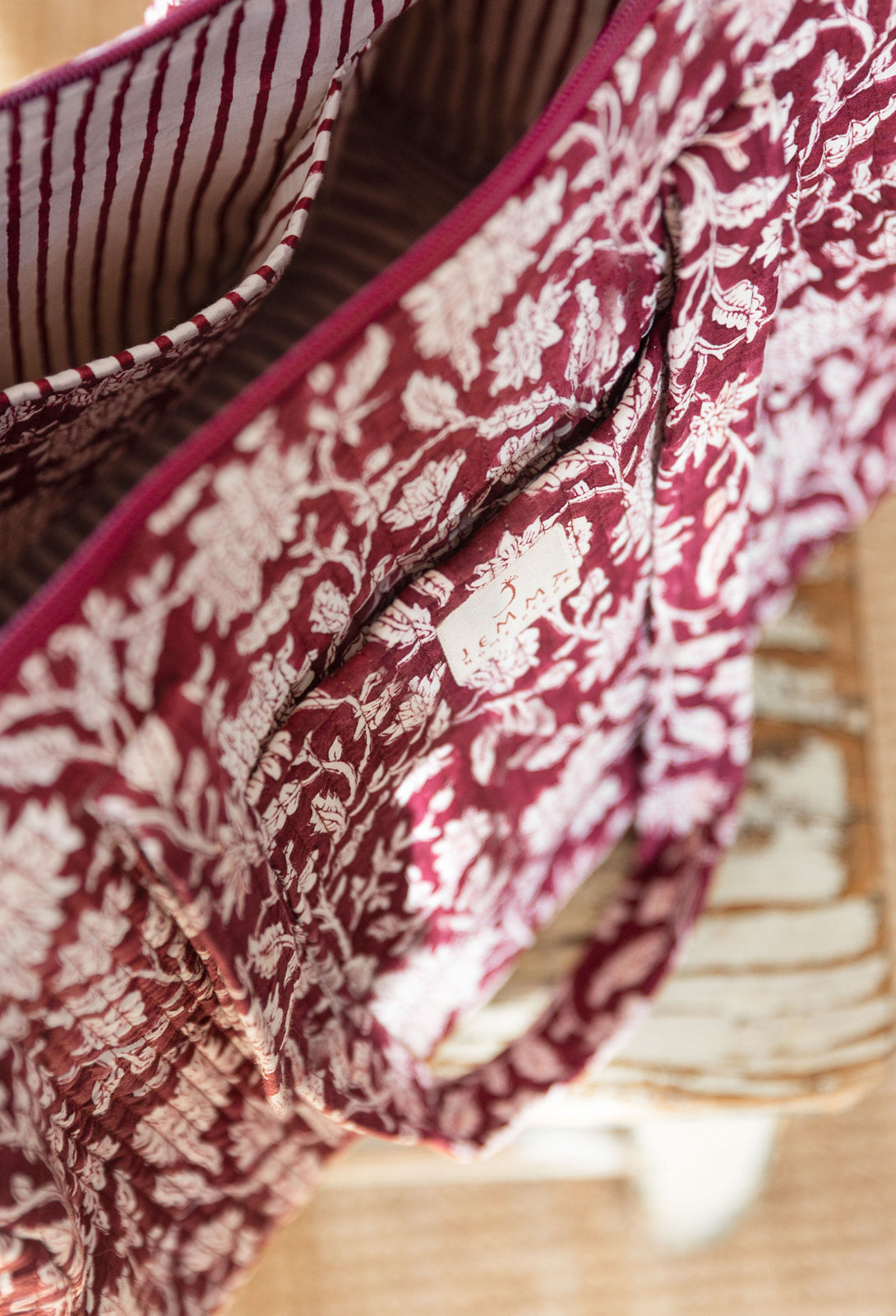 תיק נסיעות L "נופר" בורדו