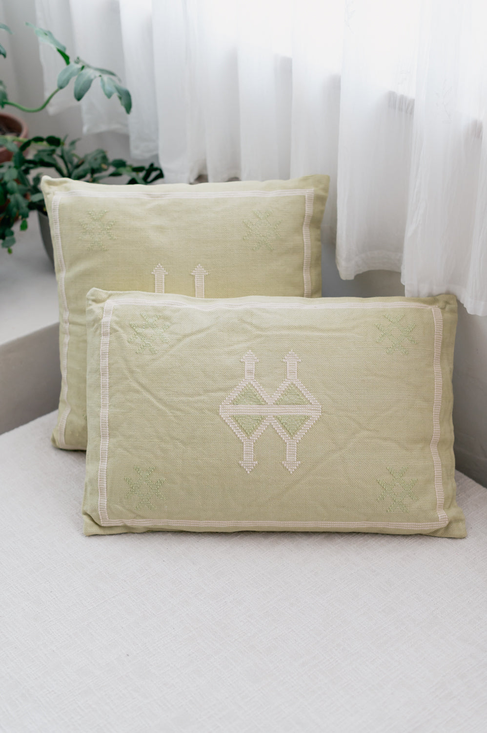 כרית רקומה פיסטוק 50X50