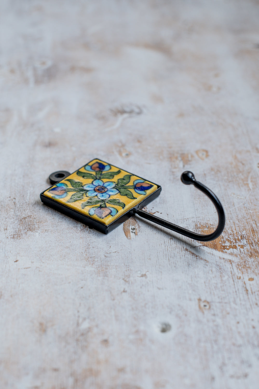 מתלה קרמיקה לוטם