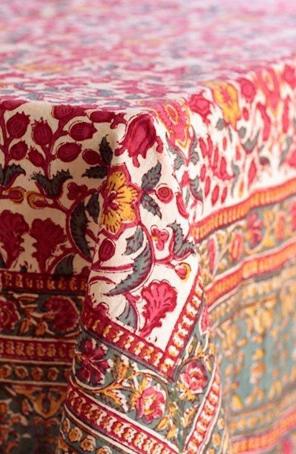 מפת שולחן "אום"