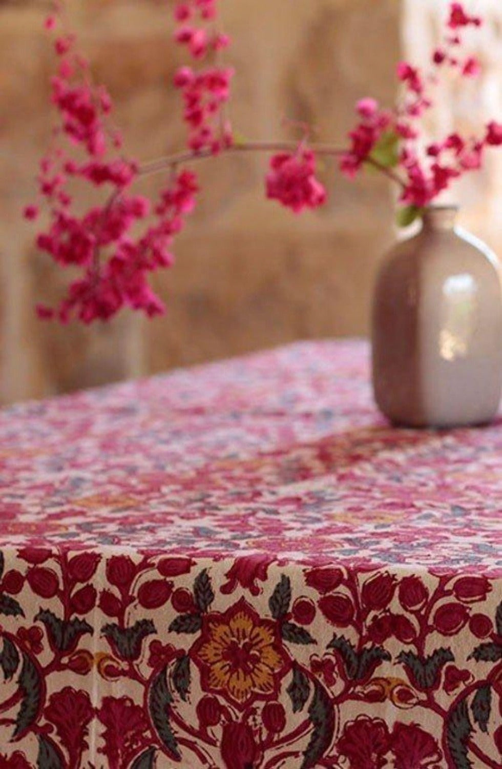 מפת שולחן "אום"