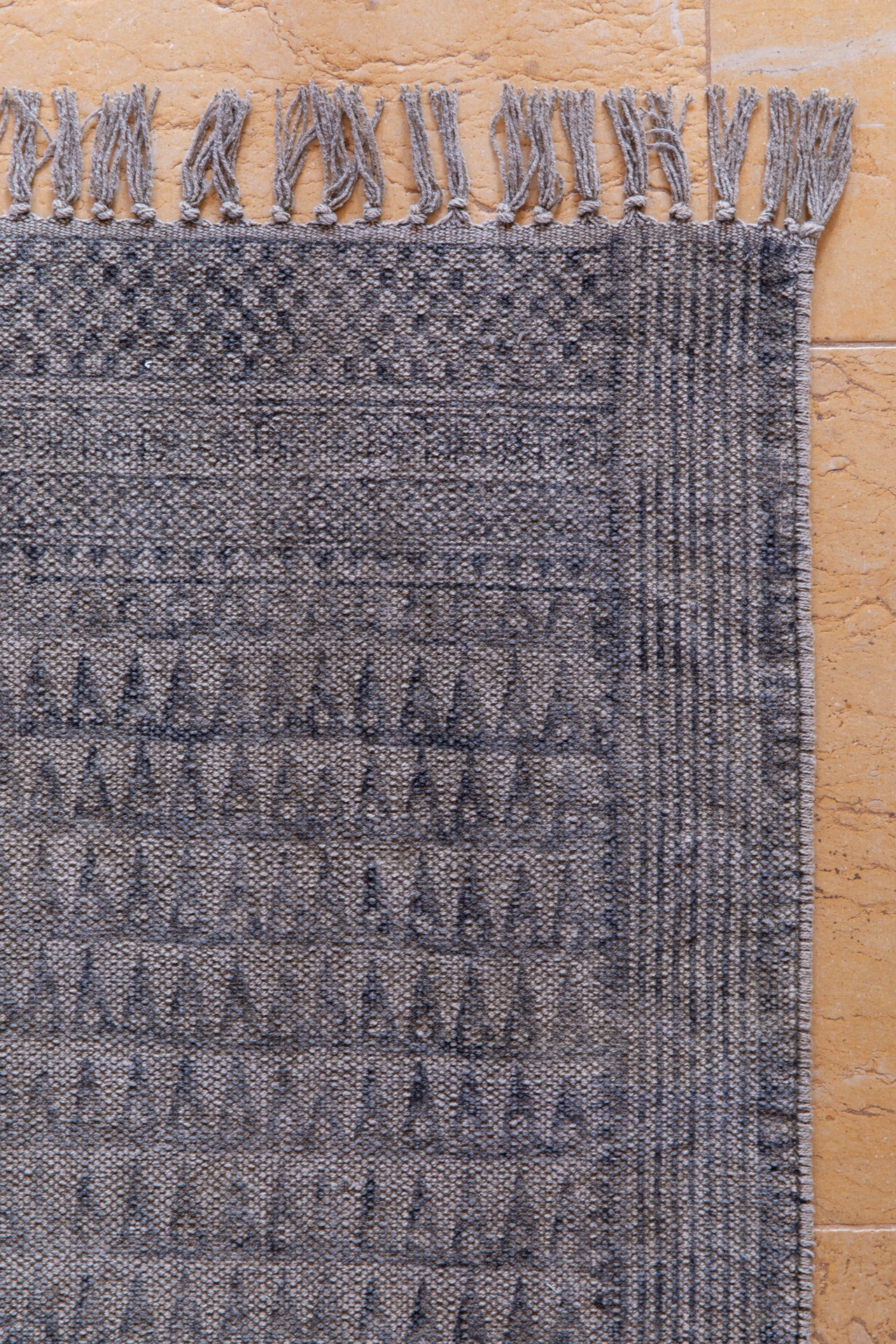 Atlas carpet