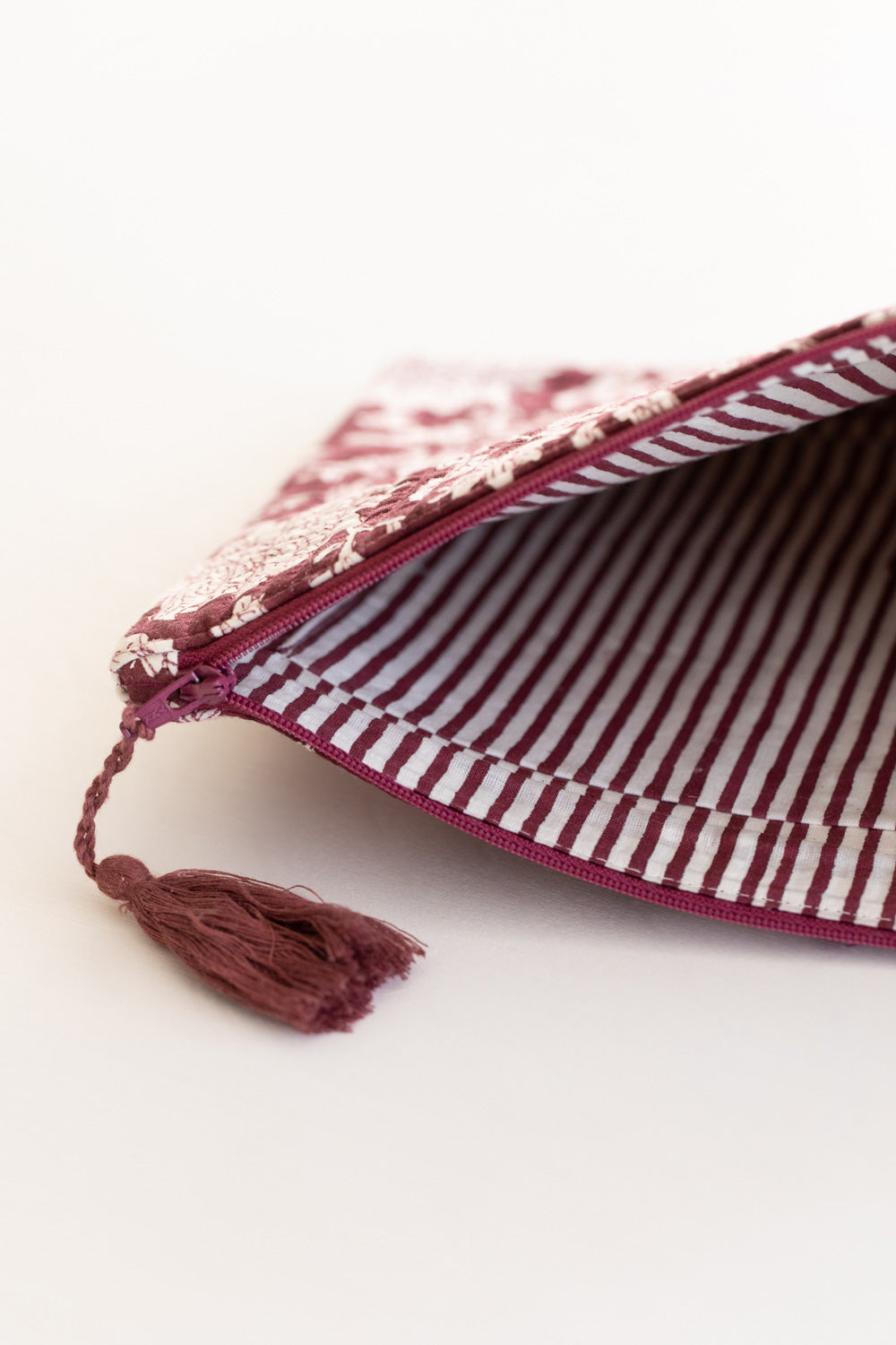 תיק טאבלט "נופר בורדו"