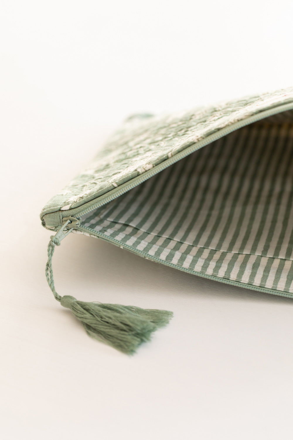 תיק טאבלט "שקד"