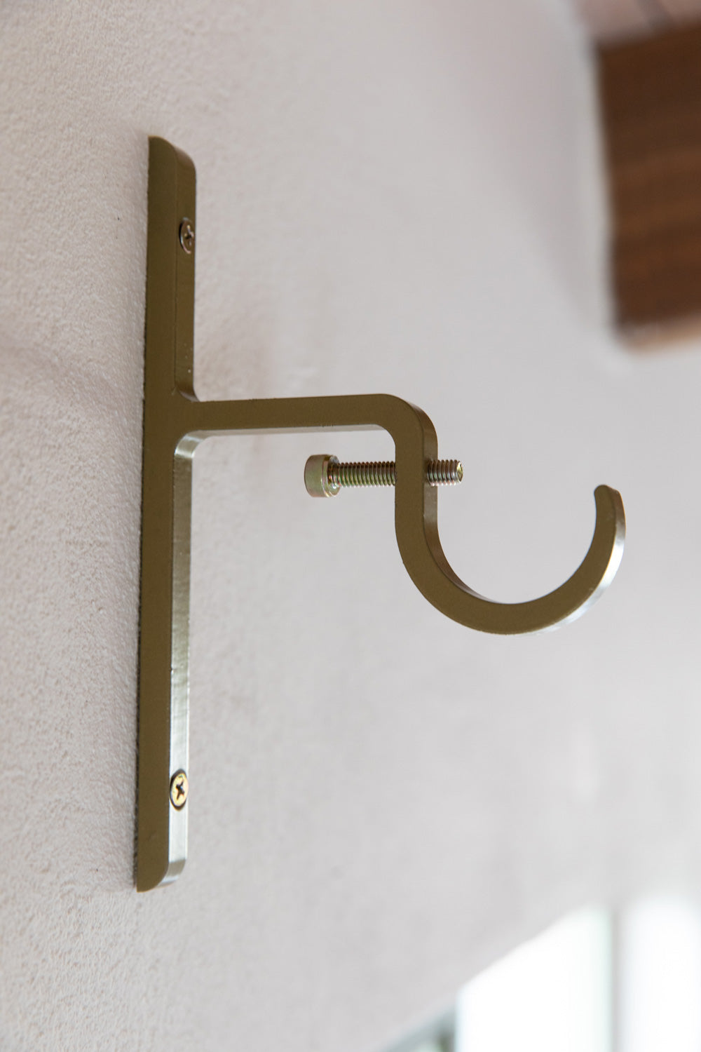 מתלה למוט וילון אלרון - מוזהב