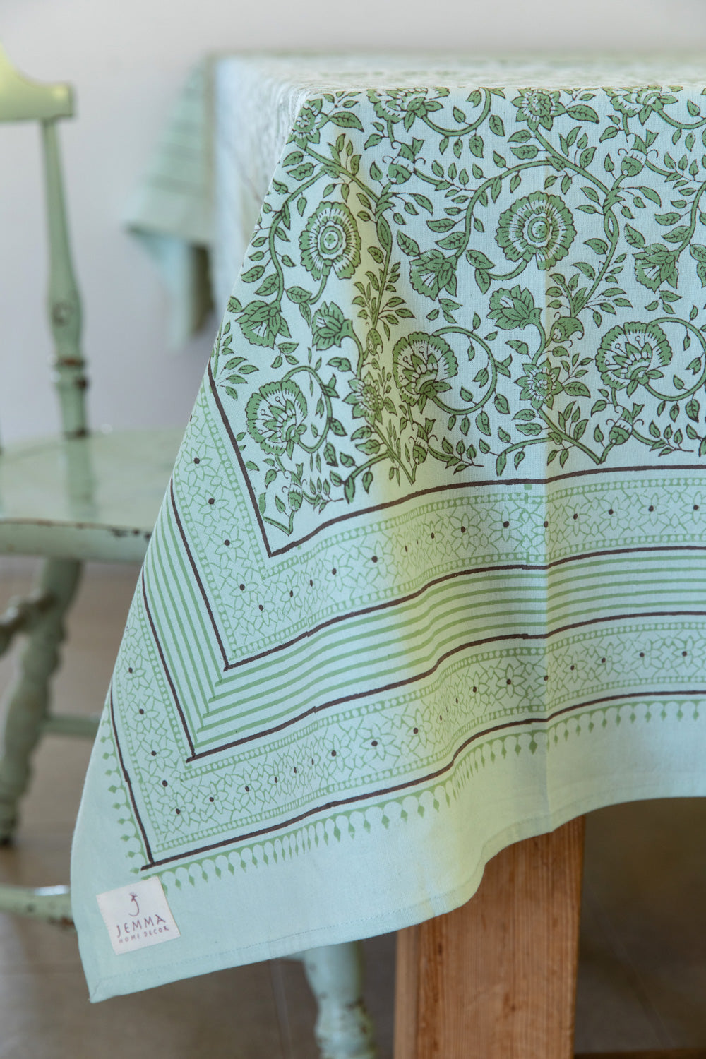 "Green Plant" tablecloth
