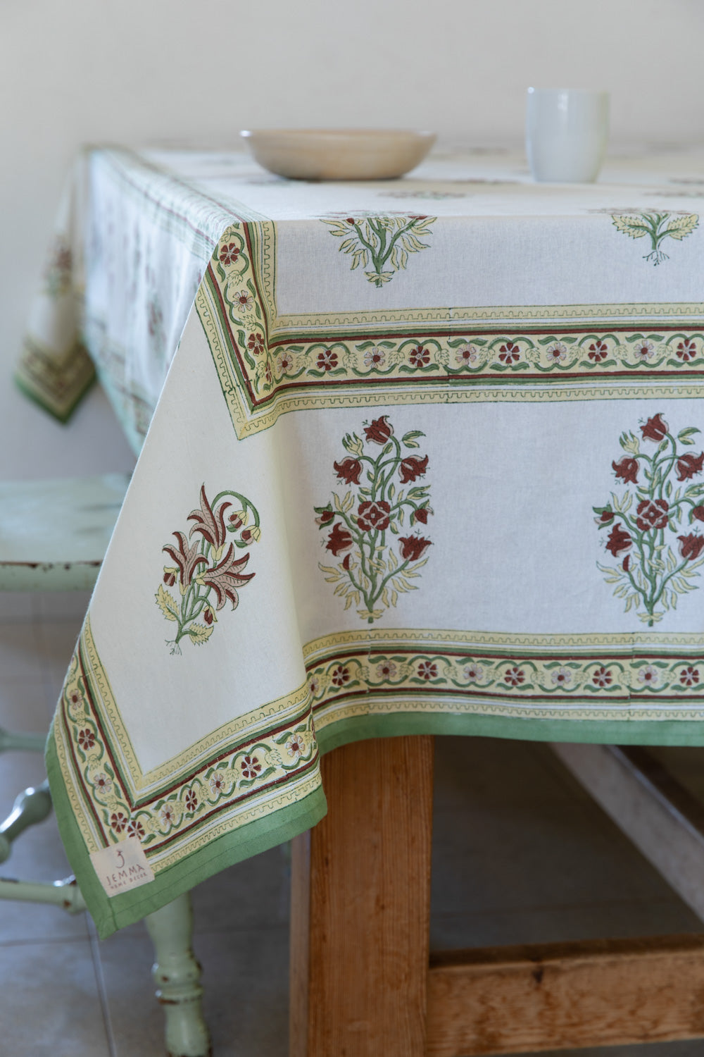 מפת שולחן "הלנה"