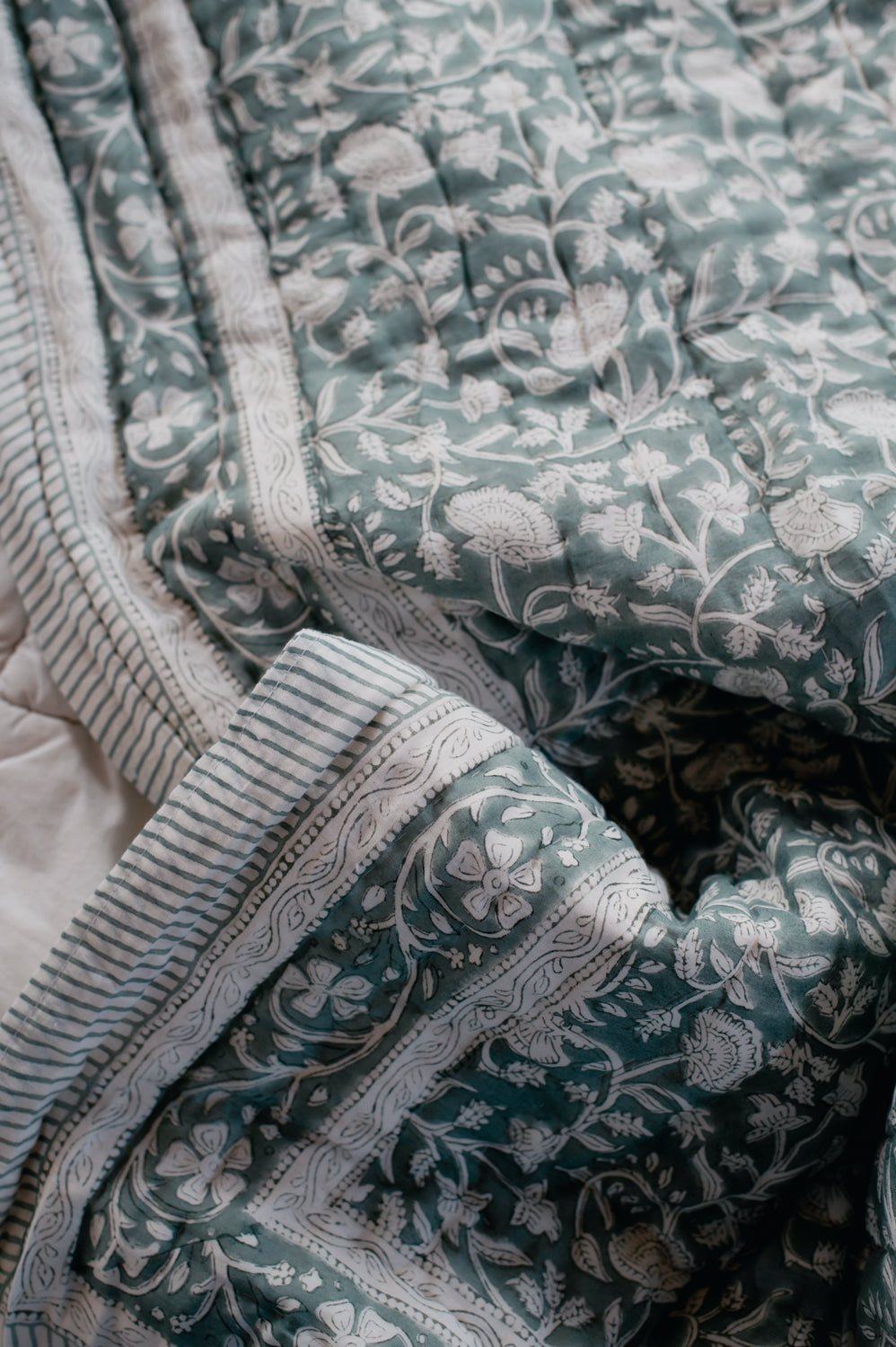 "Almond" cotton blanket