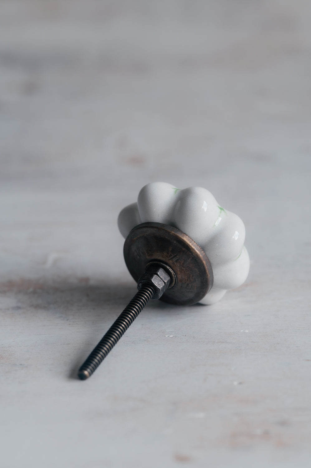 Green flower ceramic handle
