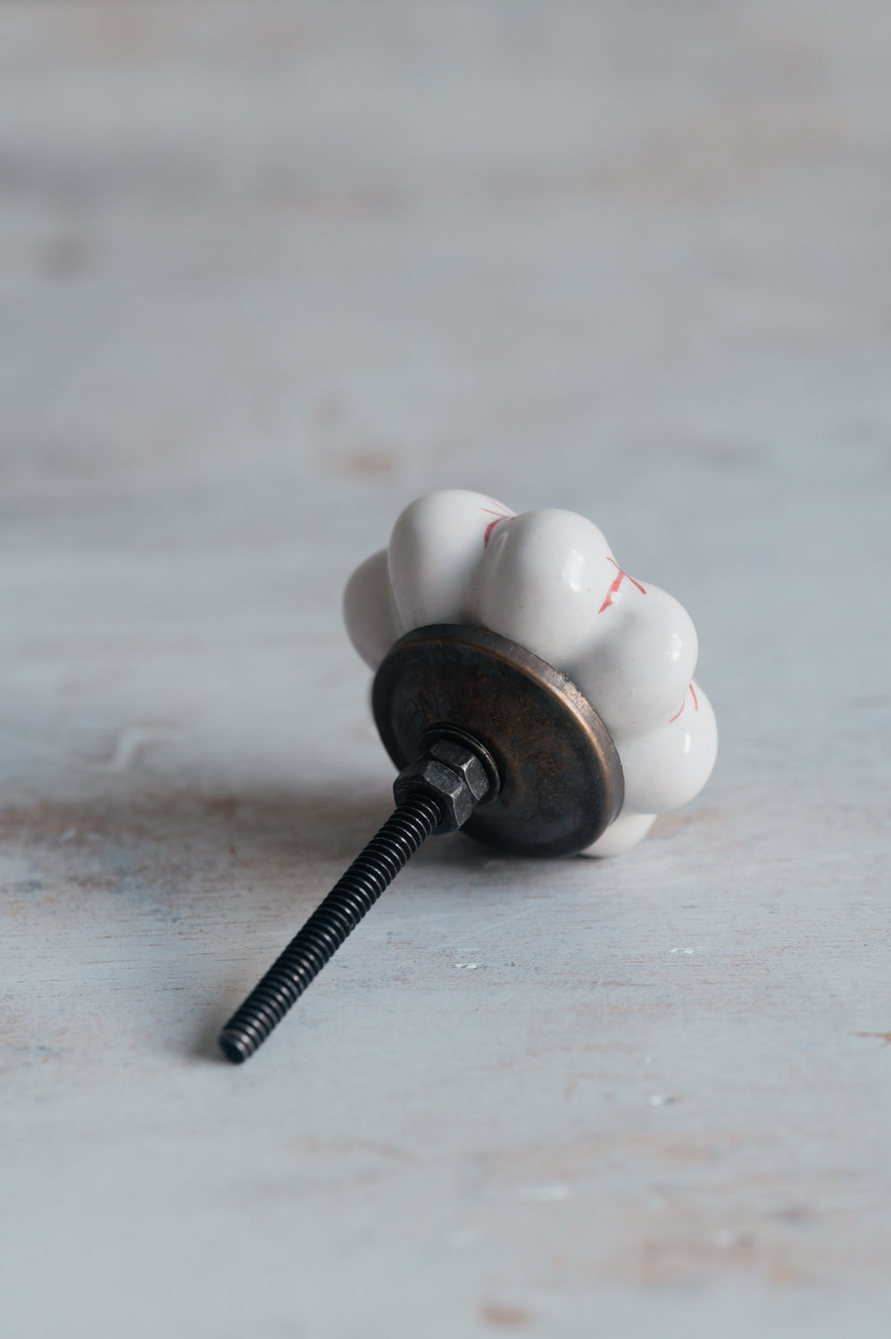 Ceramic handle flower Hamra