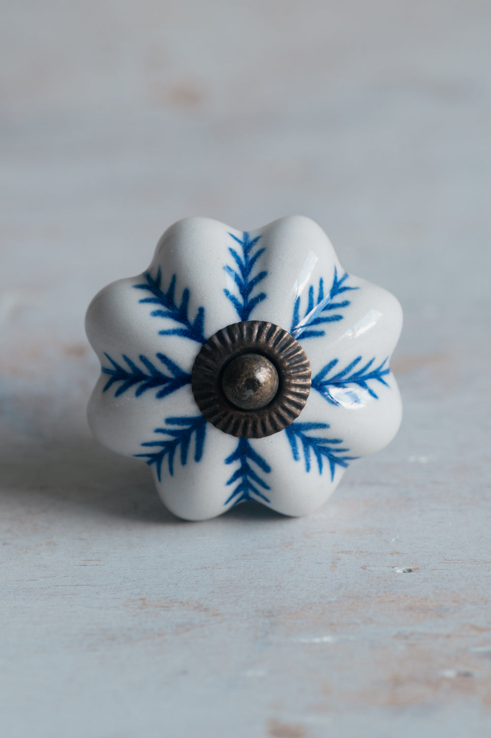 ידית קרמיקה פרח כחול