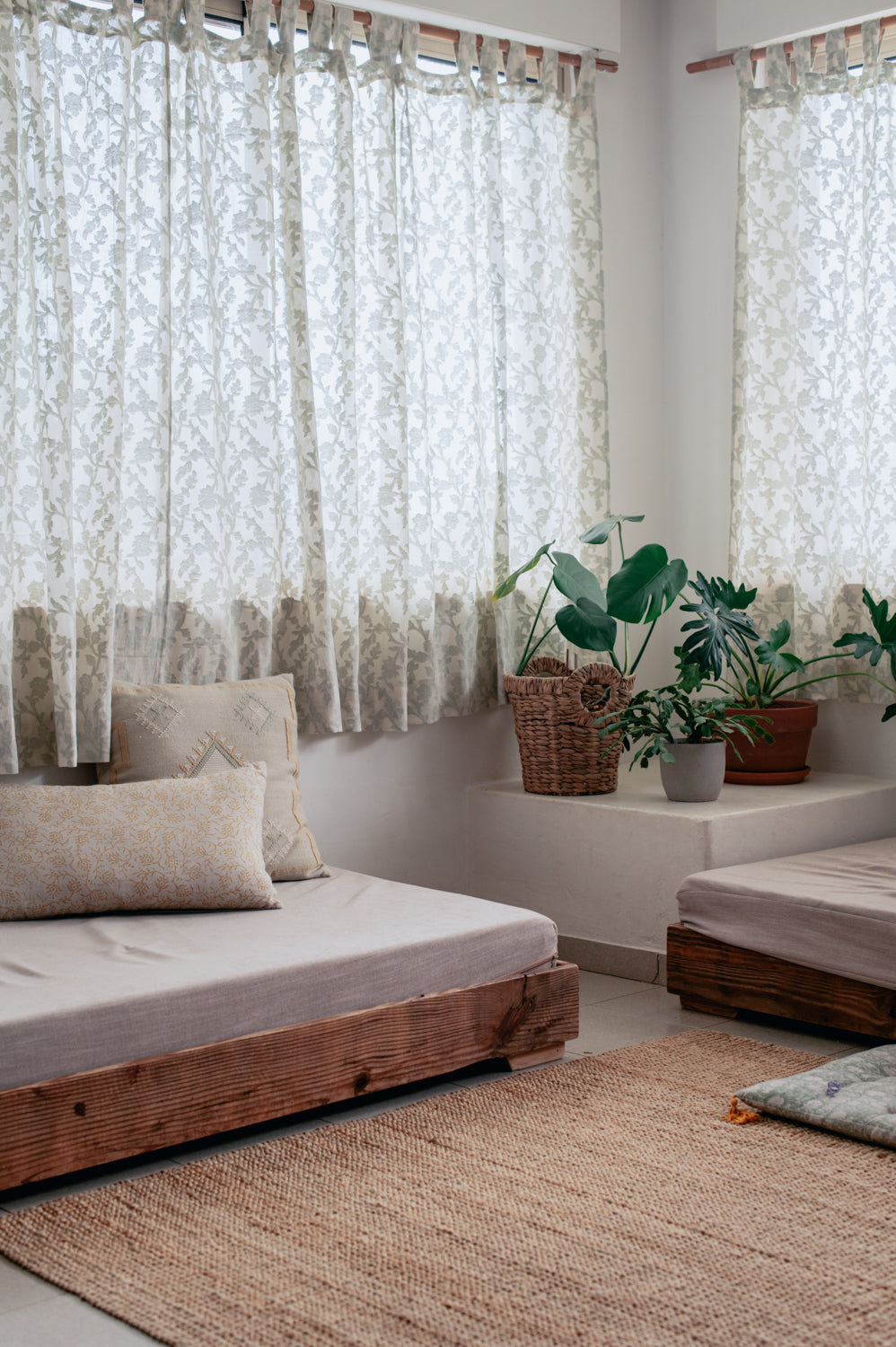 "Susanna" woven curtain in green