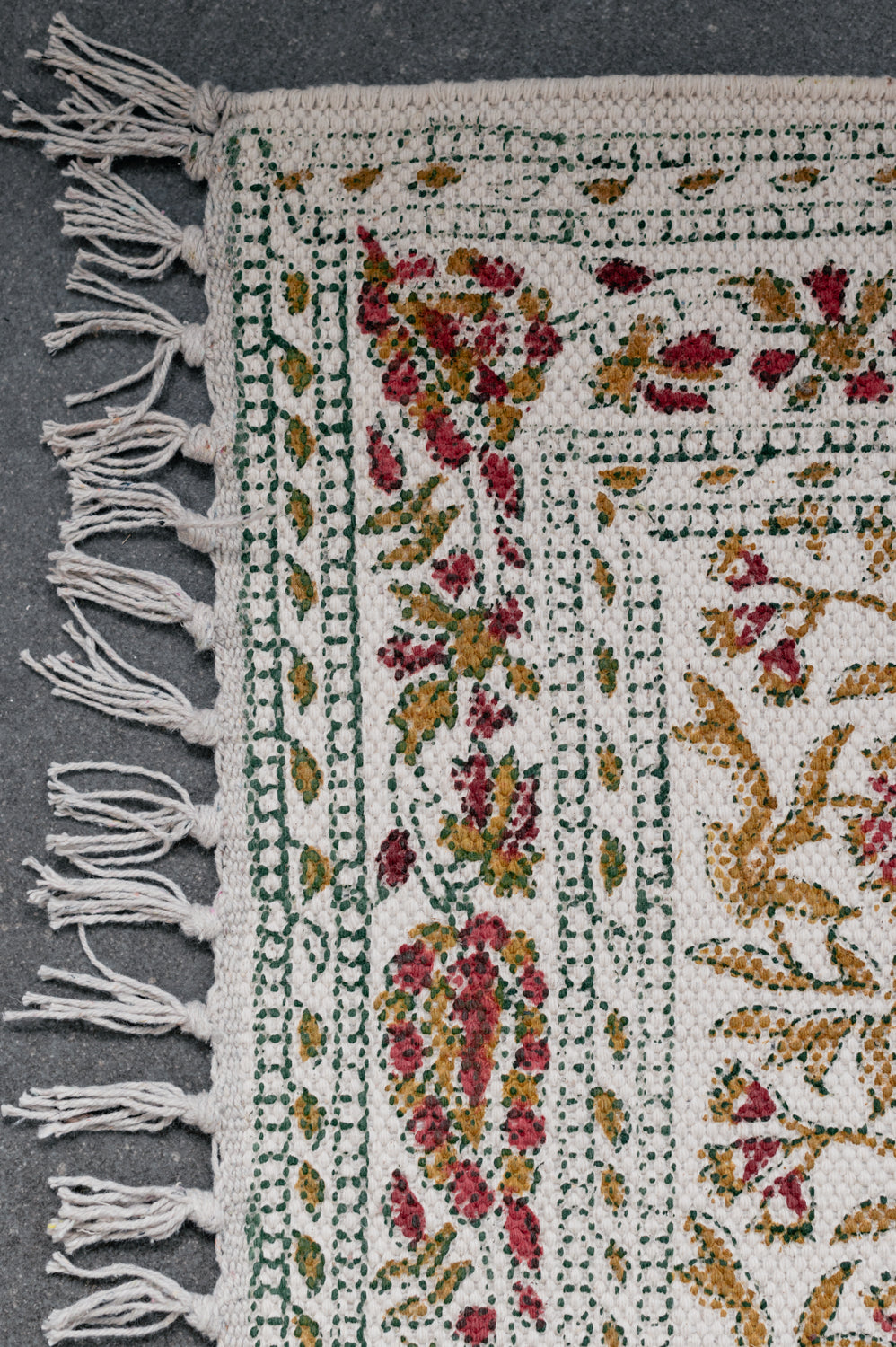 Green Jasmine Carpet