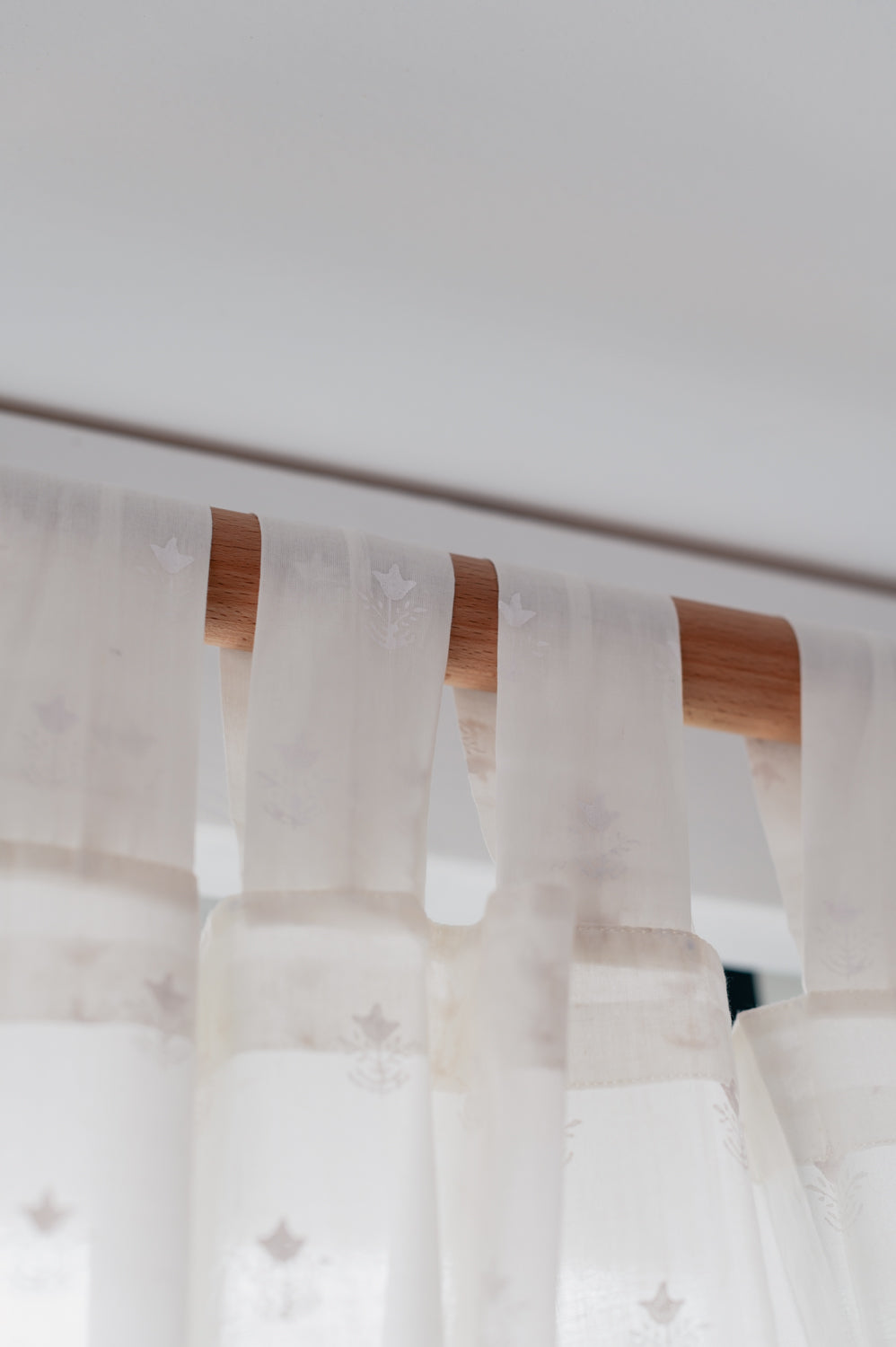 Printed curtain "Toulouse White"