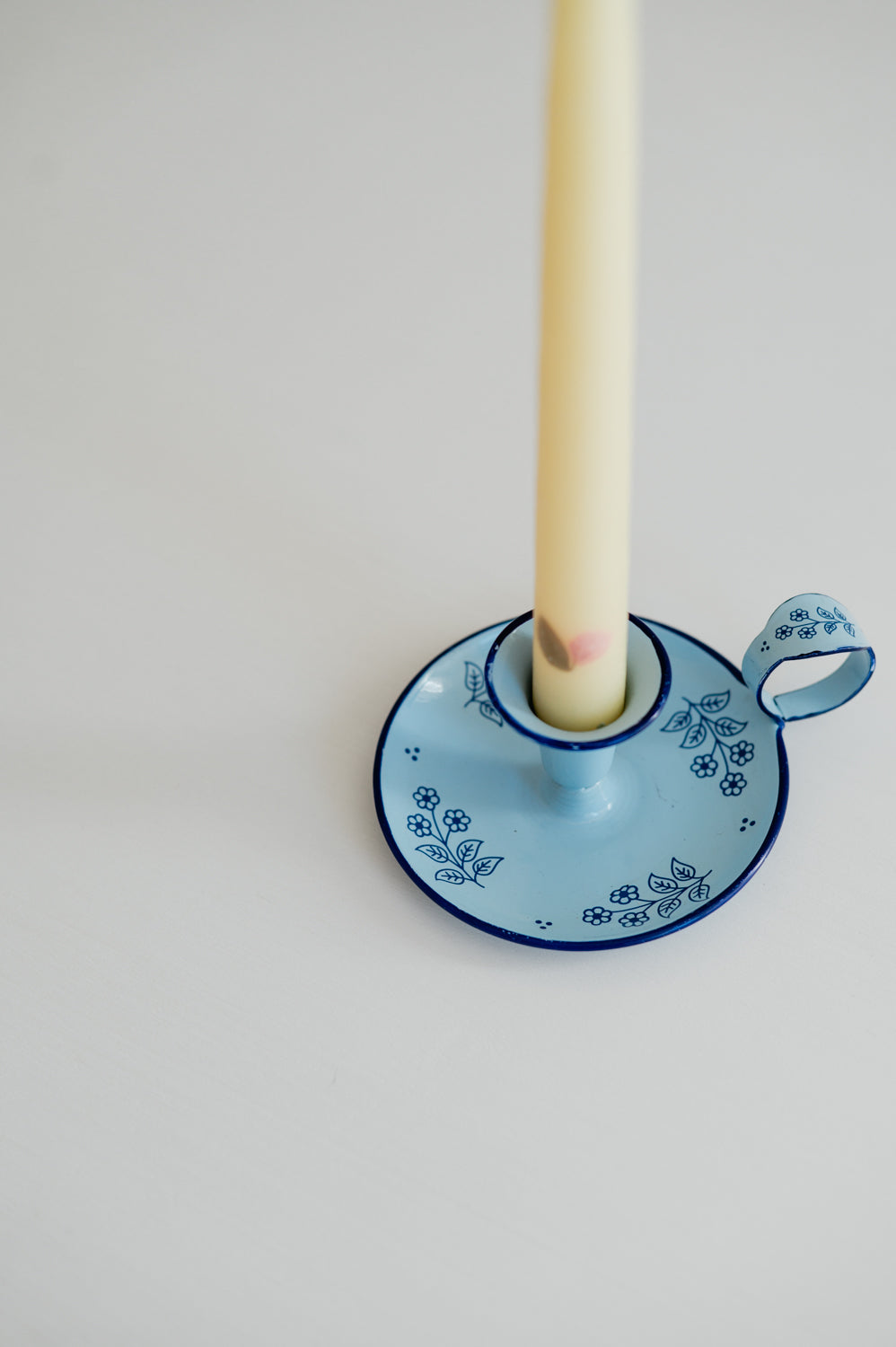 Daisy candlestick