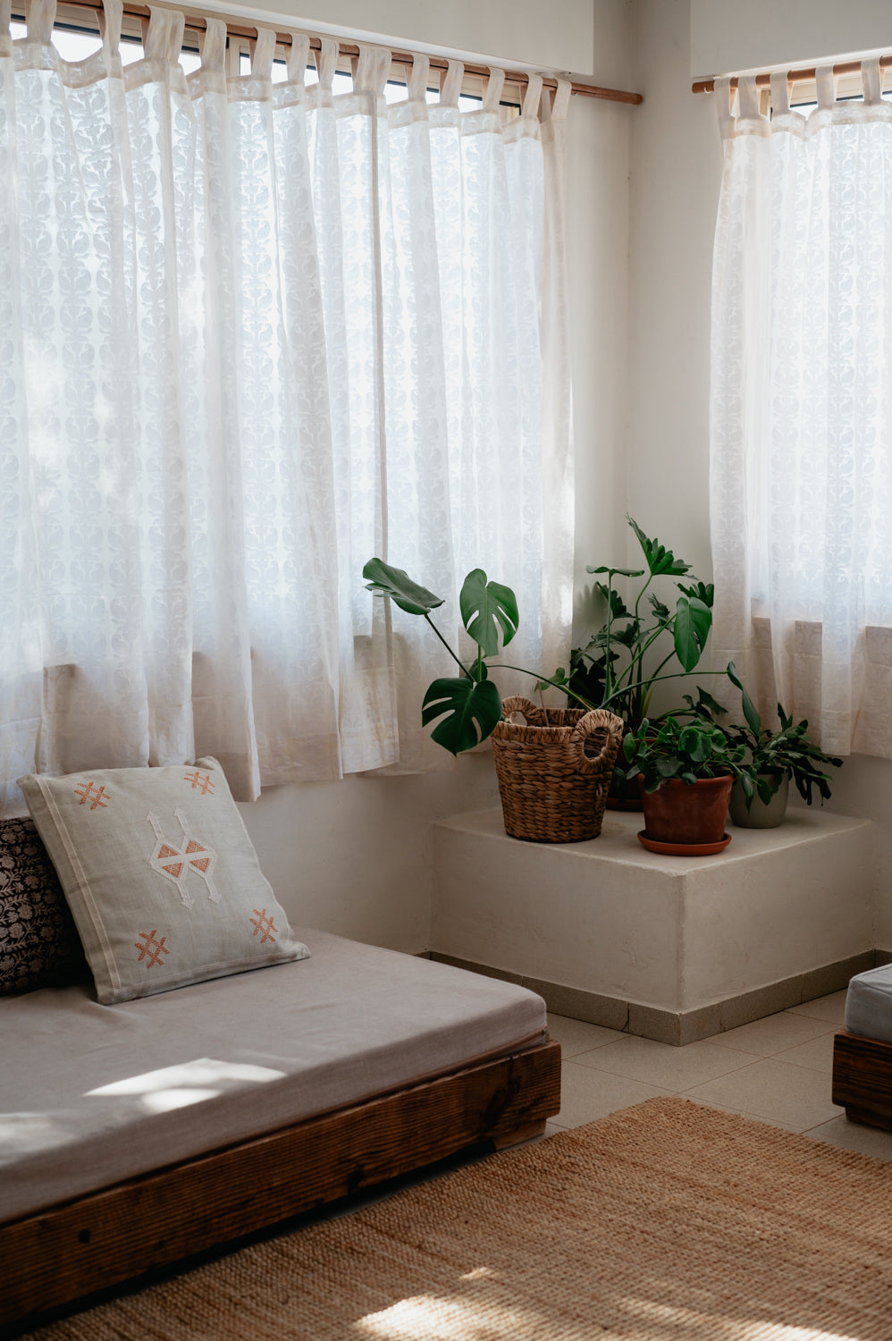 Woven curtain "Lupine" in a natural shade