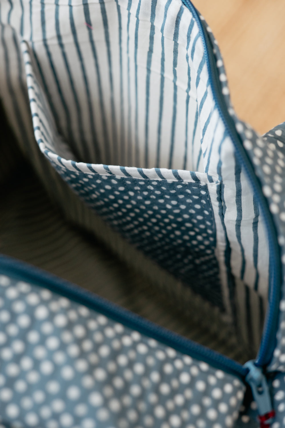 "Dotti" L Travel Bag